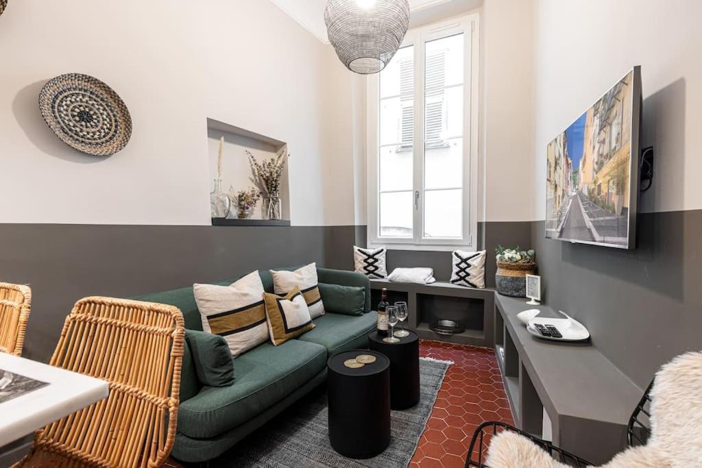 La Croix - Old Town Modern Apartment - 2 Bedrooms Ницца Экстерьер фото