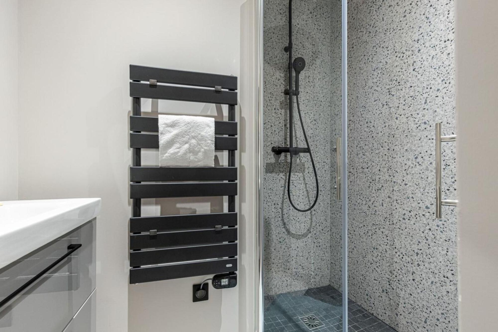 La Croix - Old Town Modern Apartment - 2 Bedrooms Ницца Экстерьер фото